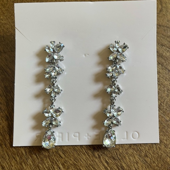 Jewelry - Olive + Piper Crystal Drop Earrings, boutique wedding jewlery